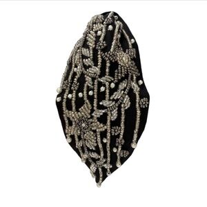 232. The Raindrop Flower Beaded Headband